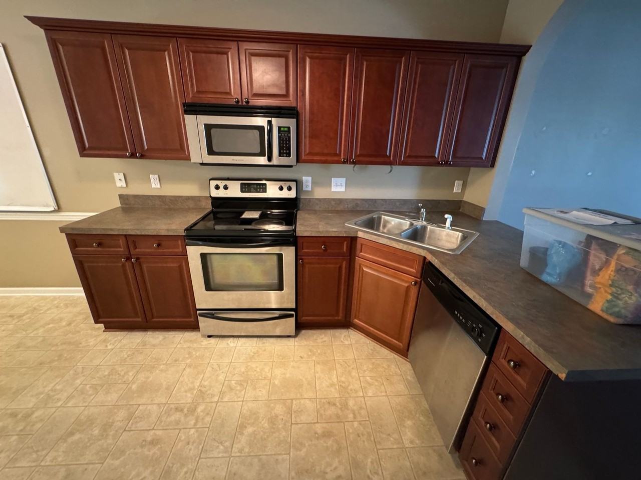 4248 Ashwood Cv - Photo 6 of 17