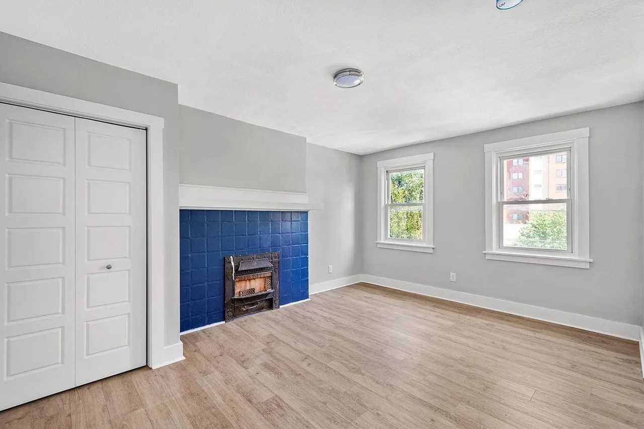 408 E 8th Ave - Photo 7 of 15