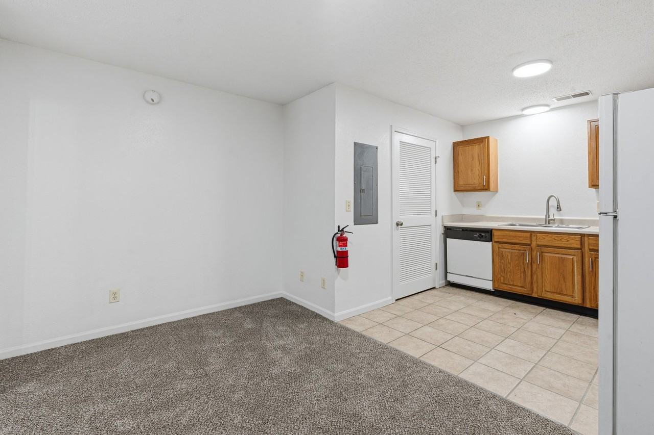 Mid-Town Apartments - Photo 6 of 46
