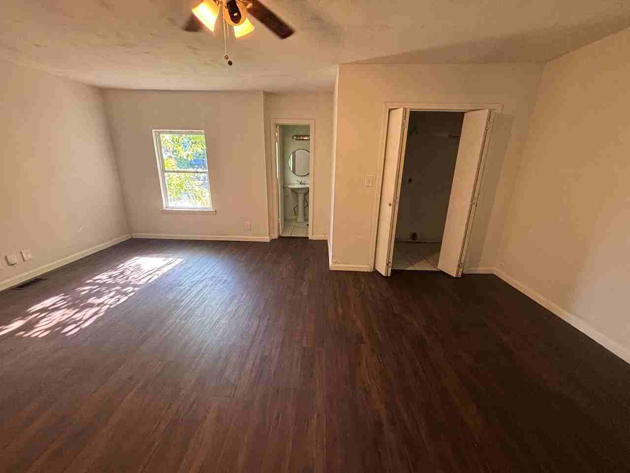 245 E Young Pl - Photo 3 of 41