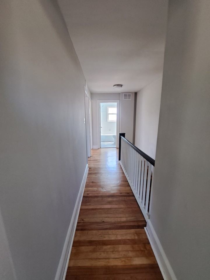 1802 Maple St #1 - Photo 2 of 18