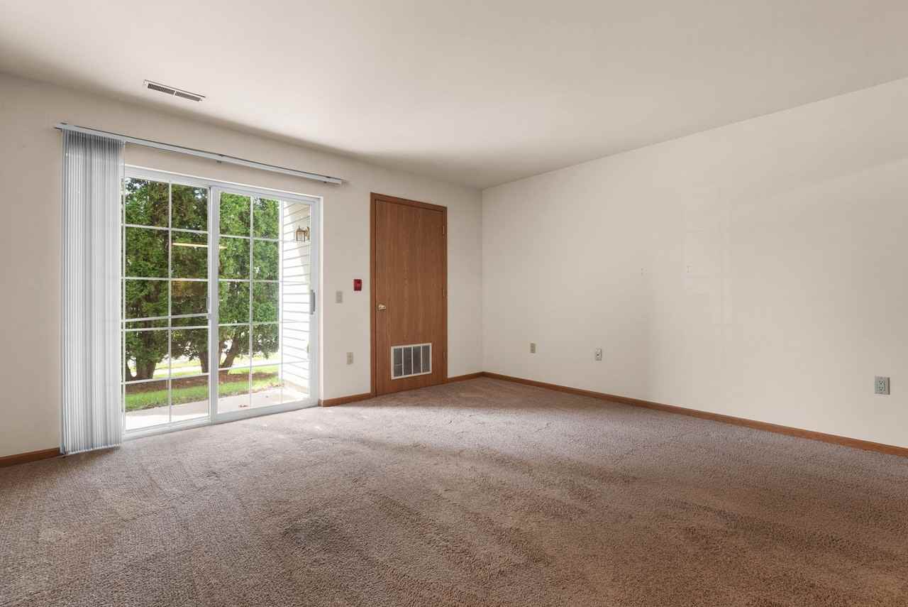 3209 Stonecreek Dr #4 - Photo 2 of 22