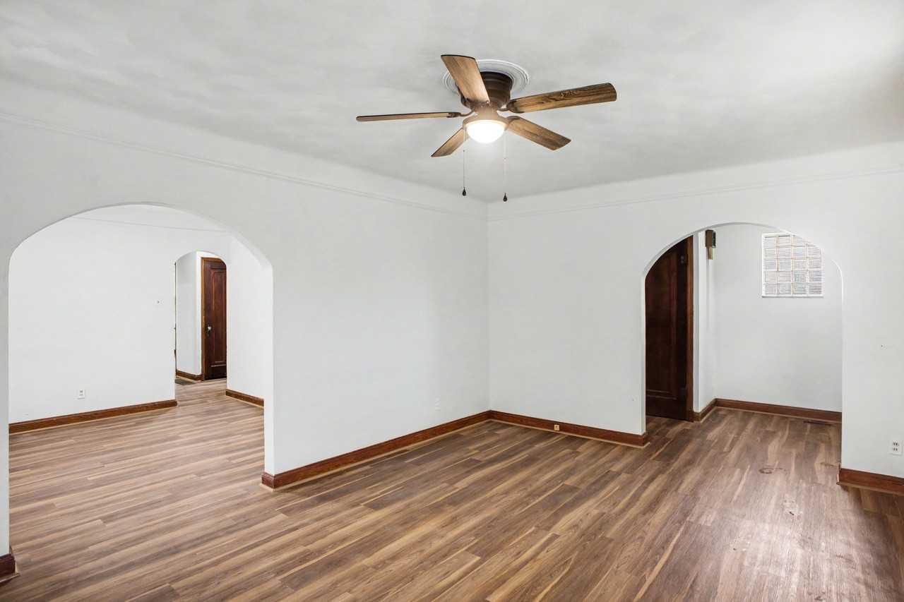 7205 Emma Ave - Photo 4 of 18