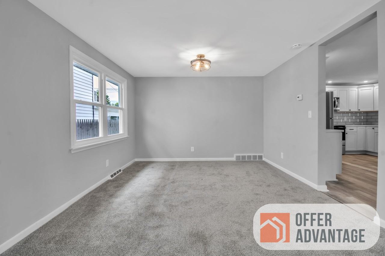 31 W Cherbourg Dr - Photo 2 of 10