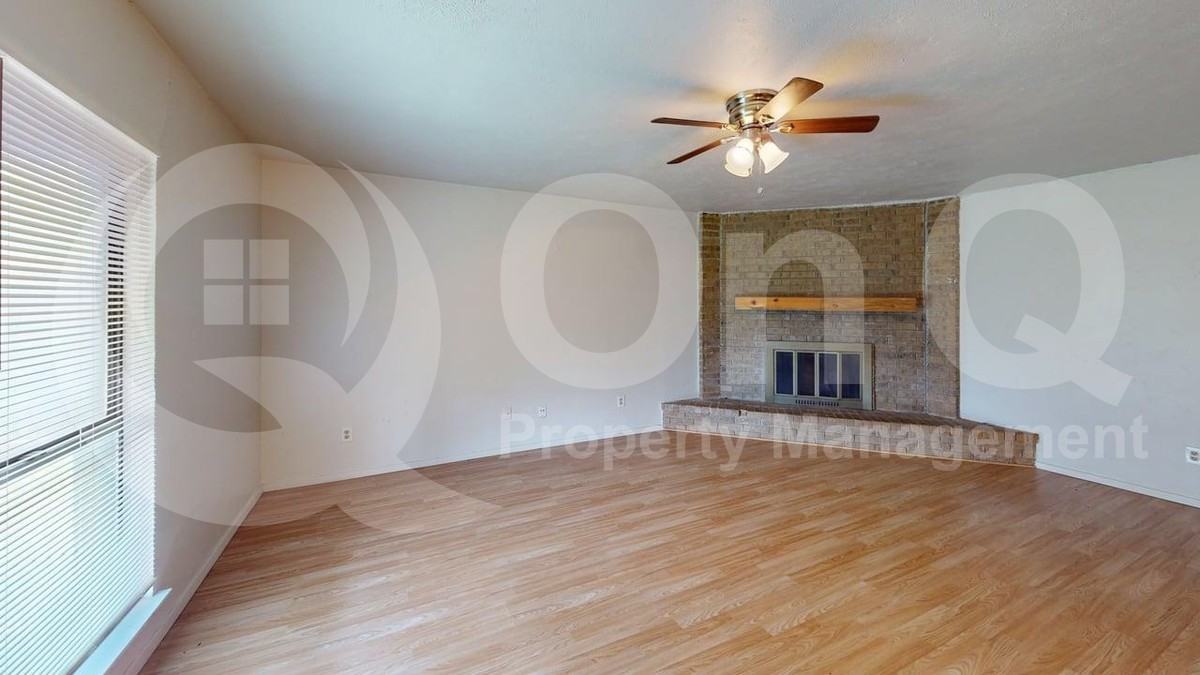 4805 Woodruff Dr - Photo 6 of 19