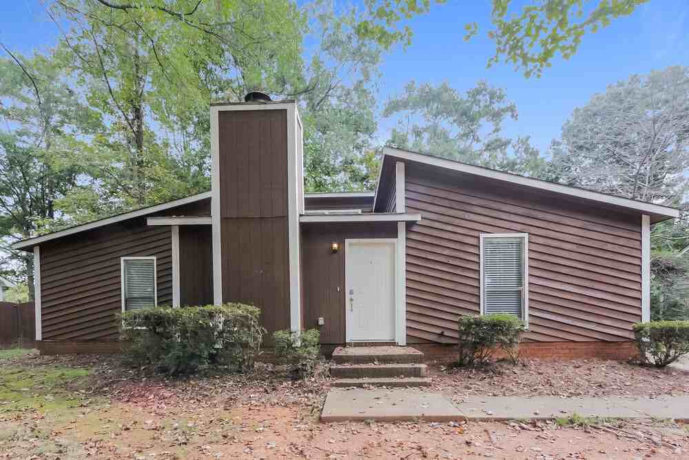 5128 Glenview Ct - Photo 2 of 16
