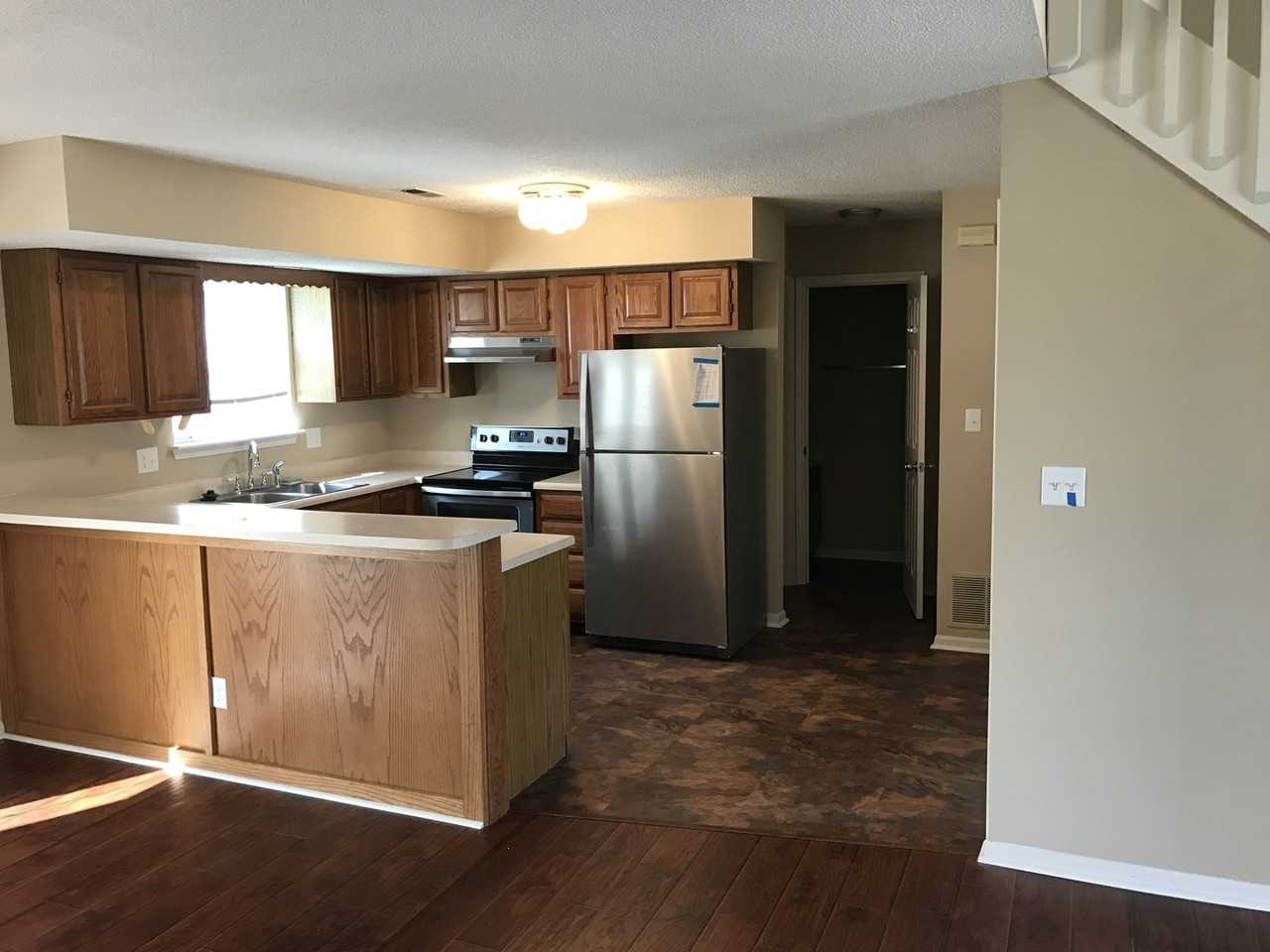 3809 Hermitage Rd - Photo 3 of 11