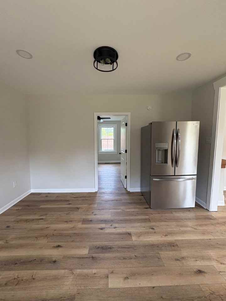 161 Seminole Dr - Photo 6 of 18