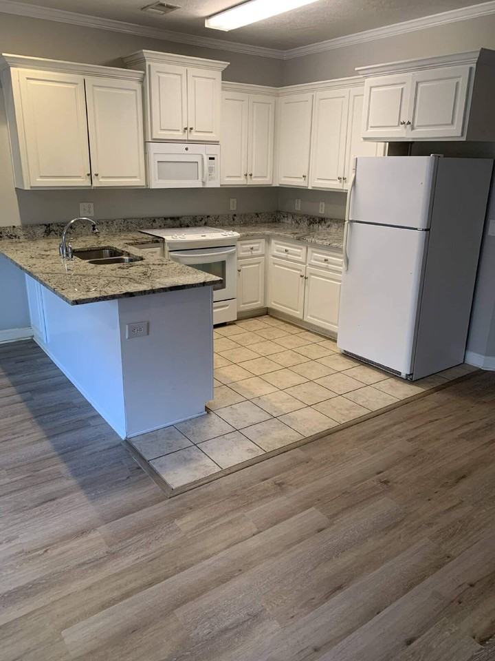 960 Colony Pkwy - Photo 5 of 21
