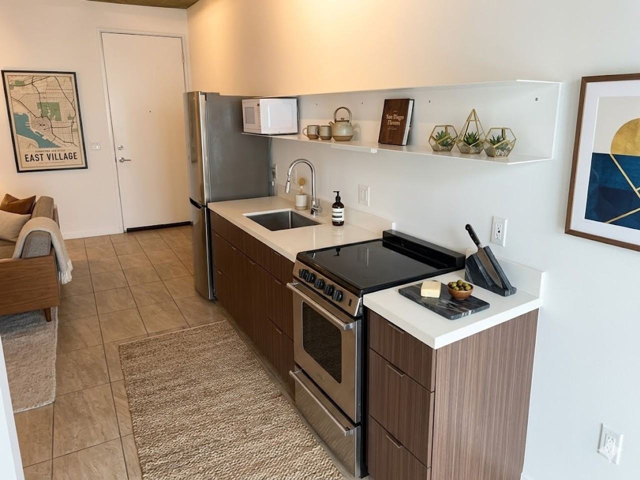 The Continental - Photo 6 of 24