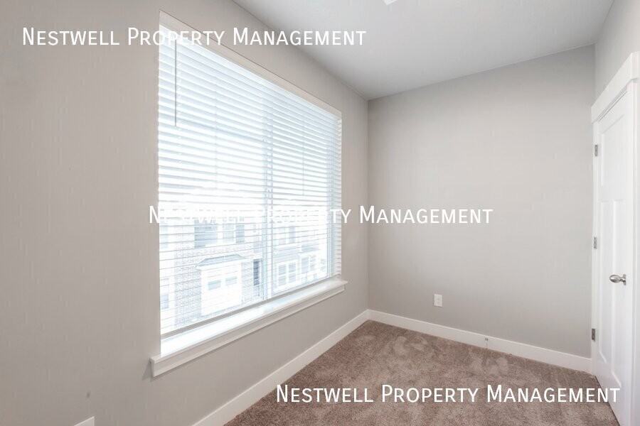 753 N Favreau Ln - Photo 5 of 35