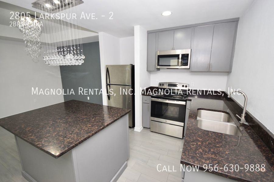 2805 Larkspur Ave #2 - Photo 5 of 11
