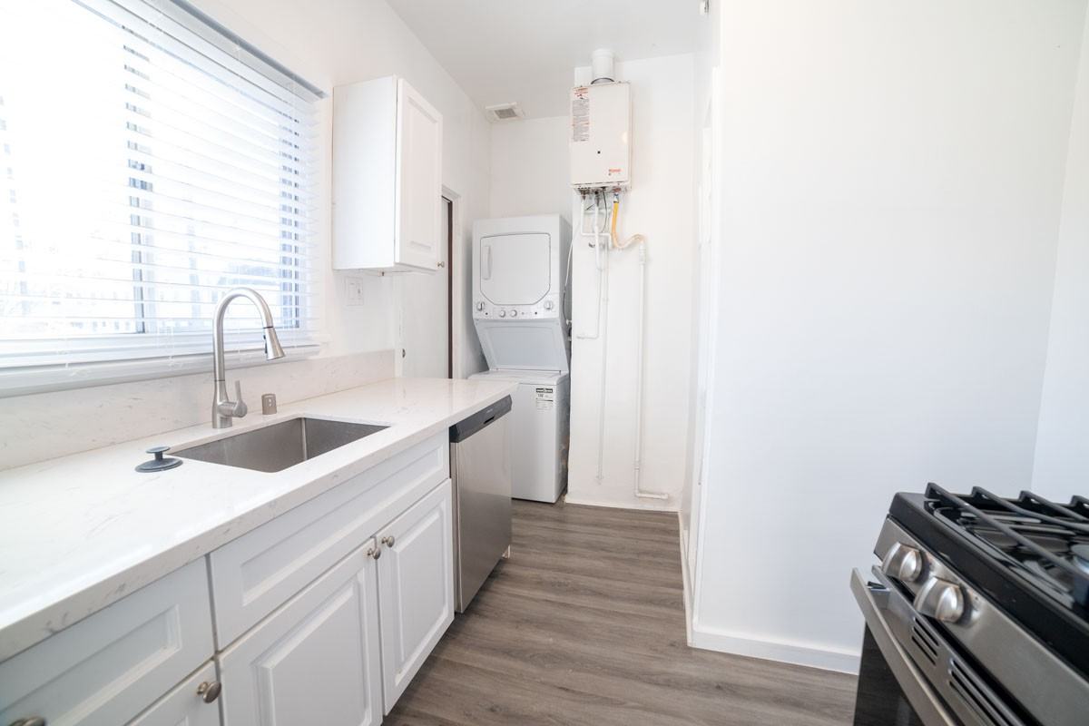 207 N Berendo St #1-4 - Photo 6 of 14