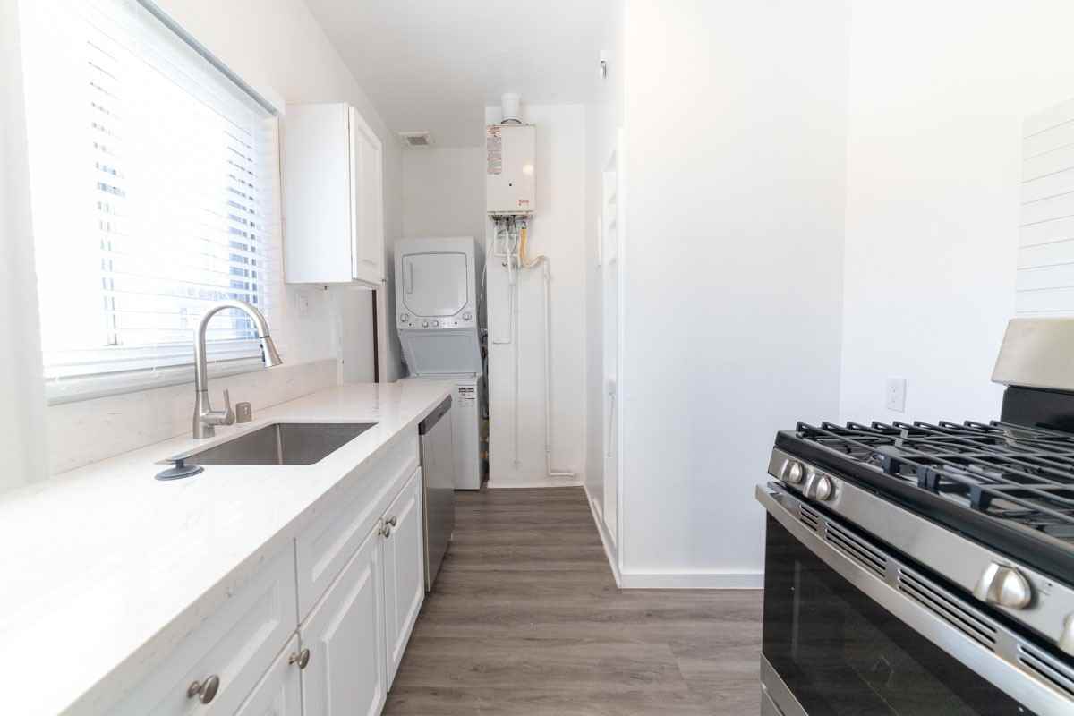 207 N Berendo St #1-4 - Photo 7 of 14