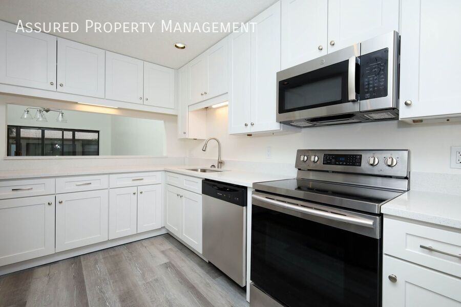 301 Dryberry Way - Photo 4 of 50