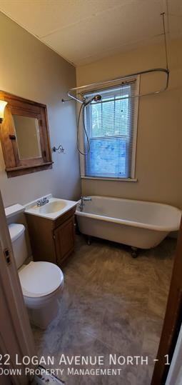 222 Logan Ave N #1 - Photo 5 of 12
