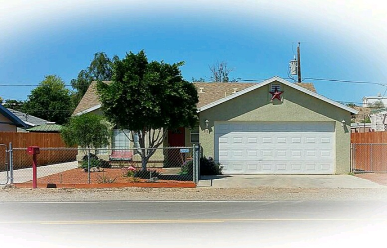 911 Riverview Dr