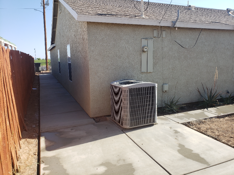 911 Riverview Dr - Photo 5 of 15