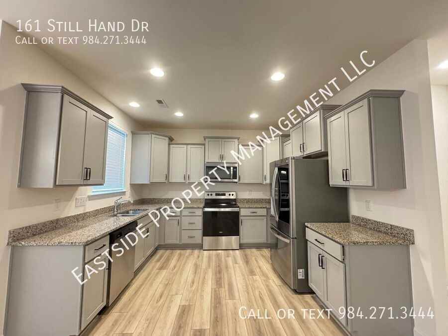 161 Still Hand Dr - Photo 5 of 18