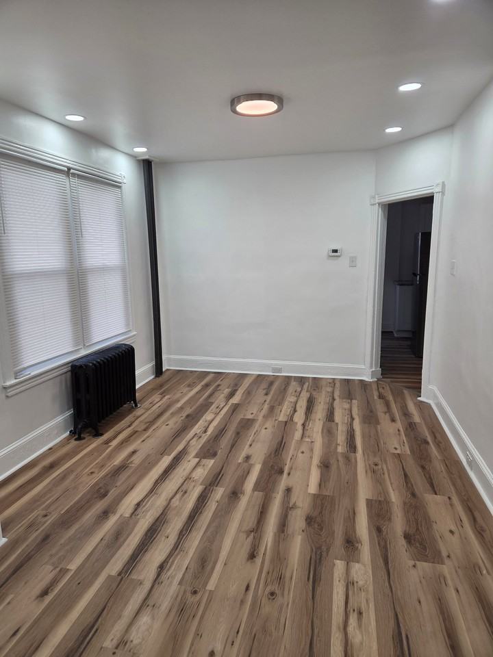 5767 N Beechwood St - Photo 5 of 11