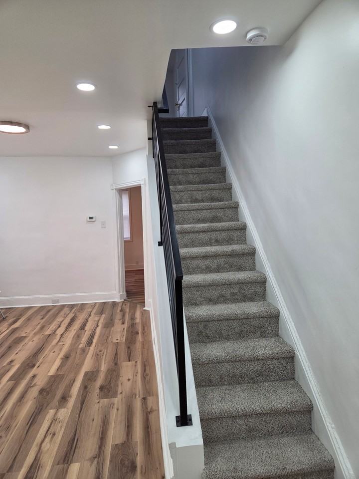 5767 N Beechwood St - Photo 7 of 11