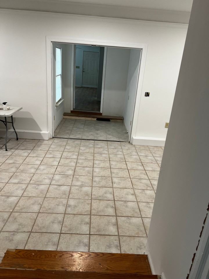 12848 Farm Pond Ln - Photo 3 of 15