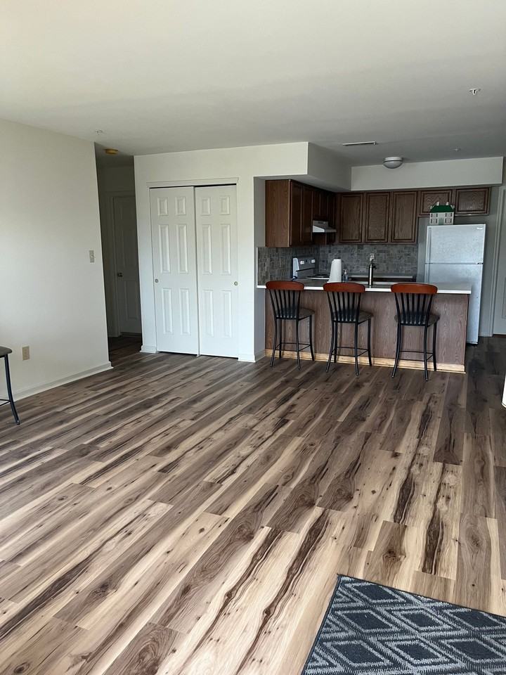 67 Wagon Wheel Rd - Photo 3 of 12