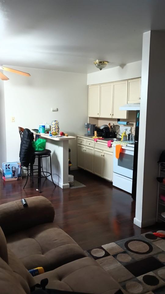 78 69th St #1A - Photo 6 of 10