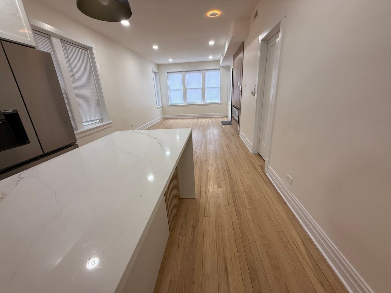 5232 W Montana St #2 - Photo 3 of 10