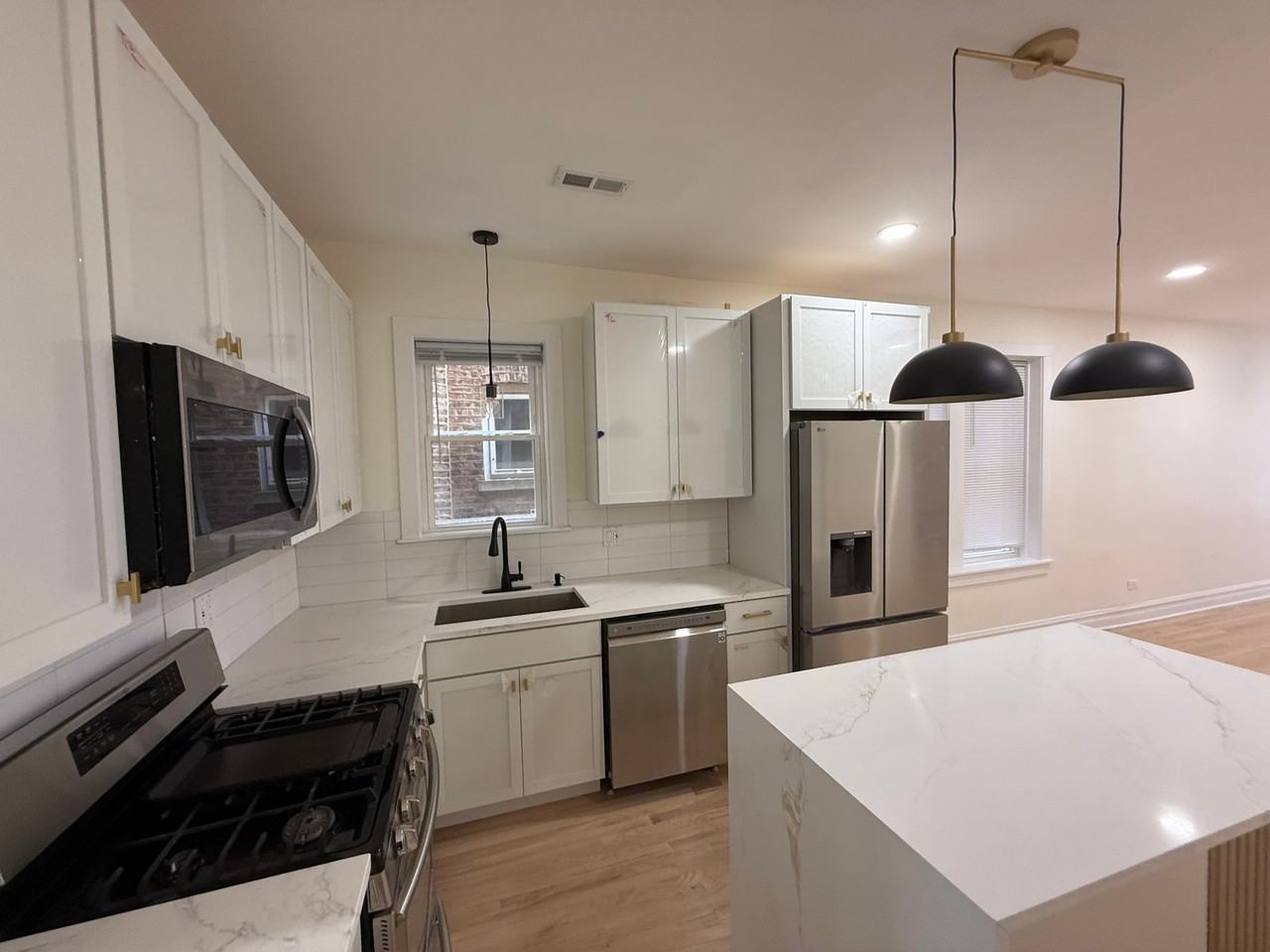 5232 W Montana St #2 - Photo 5 of 10