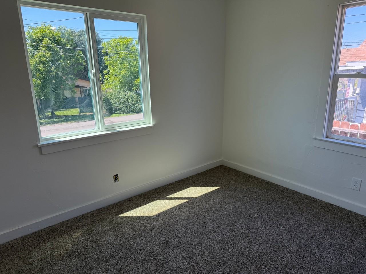 4851 Virginia Ave - Photo 4 of 12