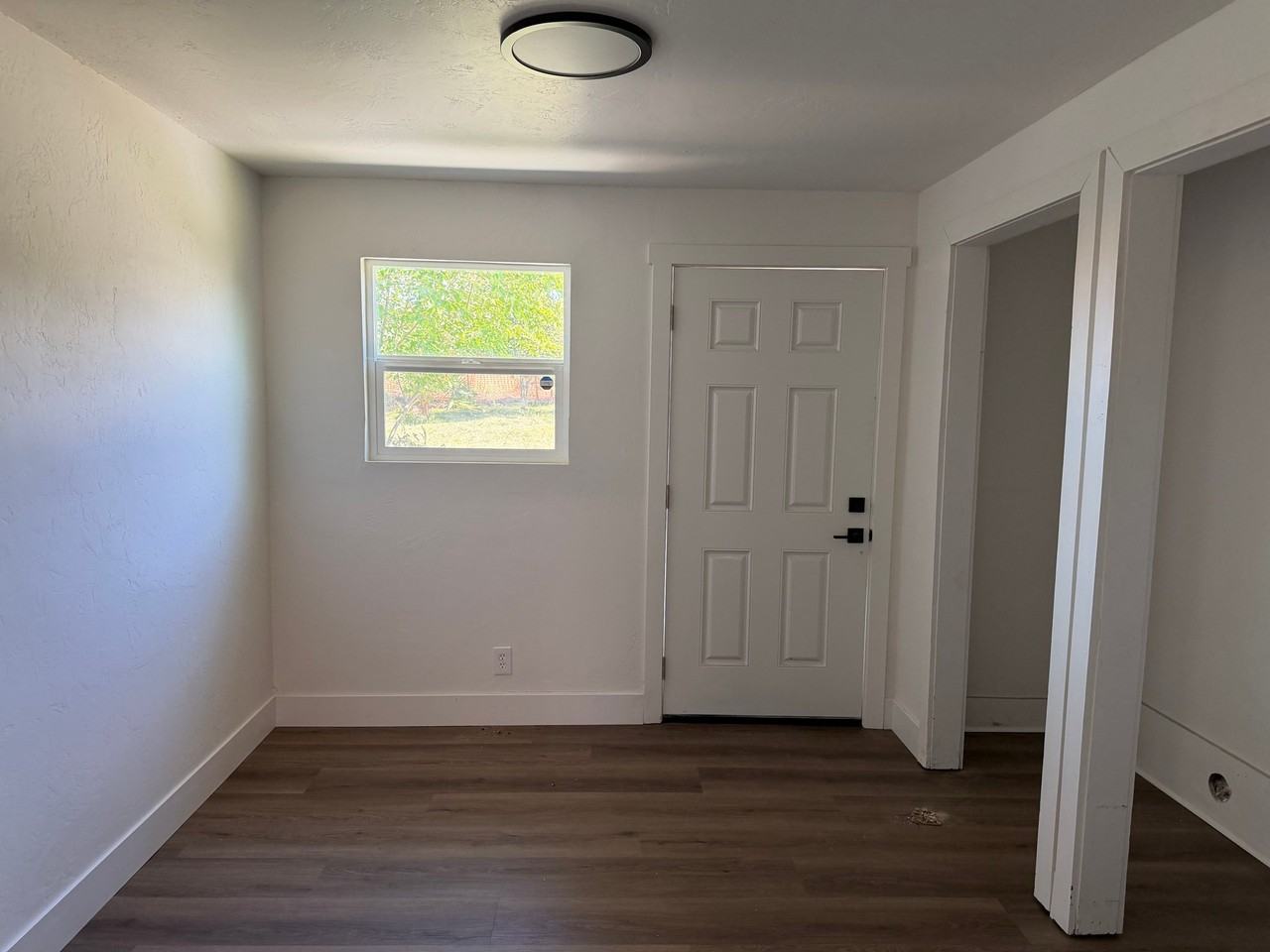 4851 Virginia Ave - Photo 6 of 12