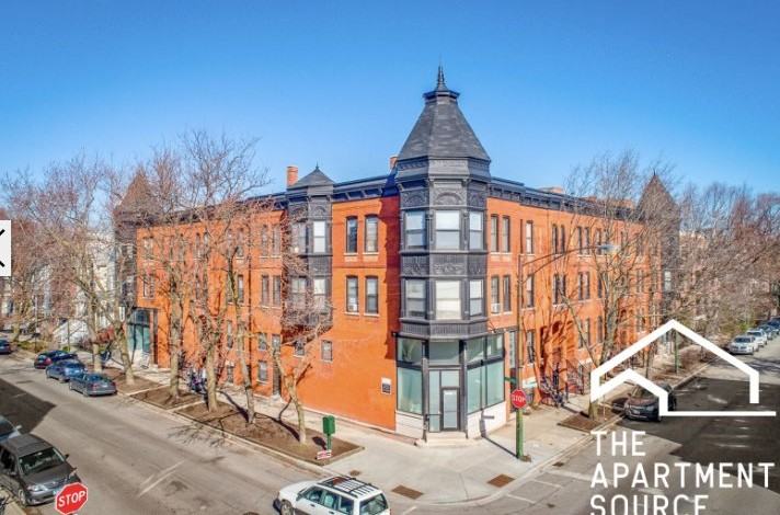2612 N Racine Ave #G - Photo 2 of 10