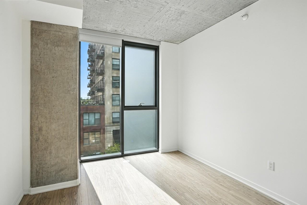 1335 S Wabash Ave - Photo 6 of 18