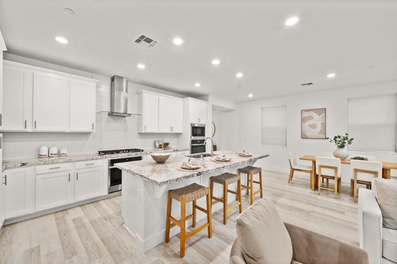 10523 Tenor Way - Photo 4 of 12