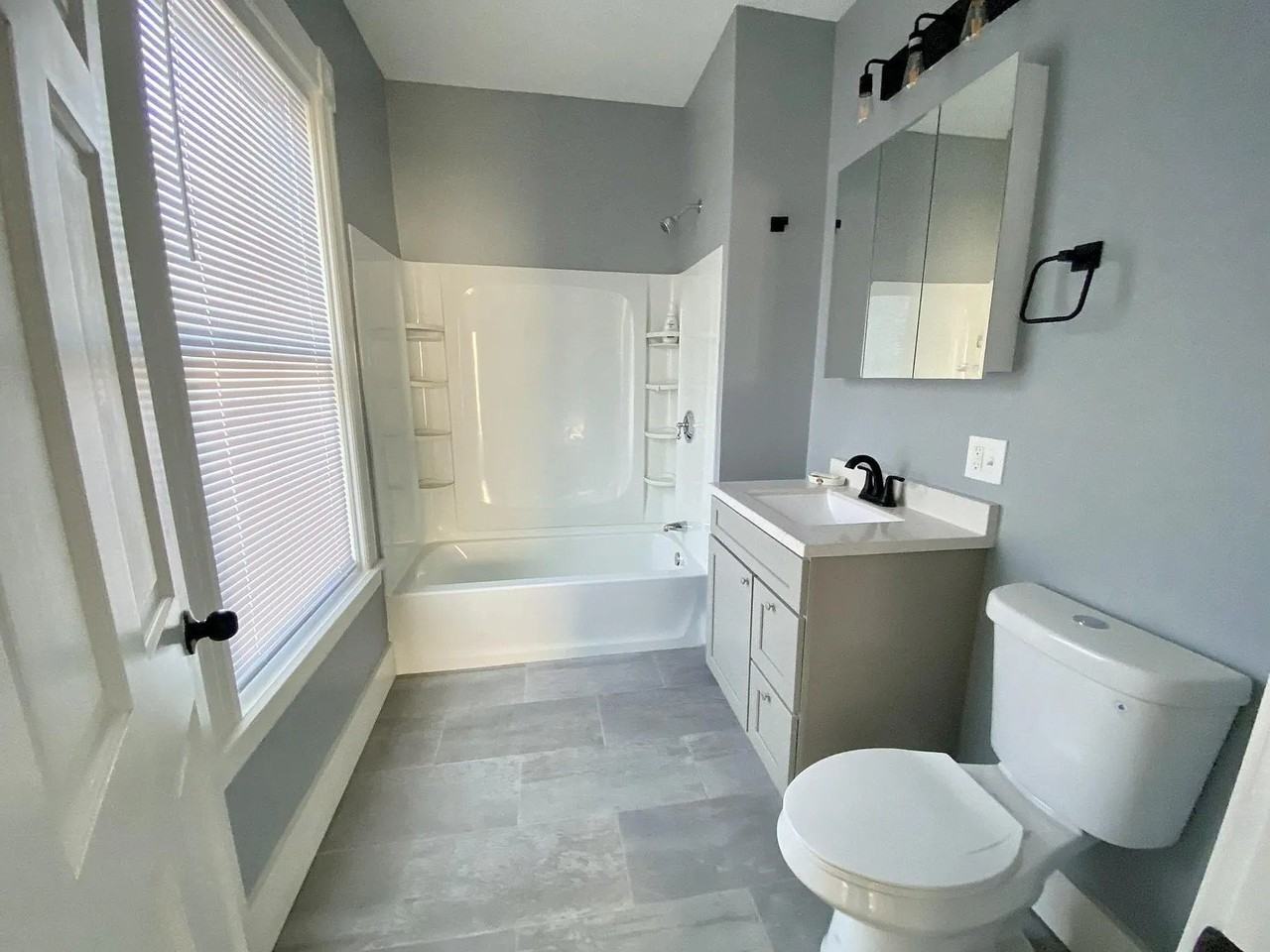 195 Lincoln St #3 - Photo 4 of 18