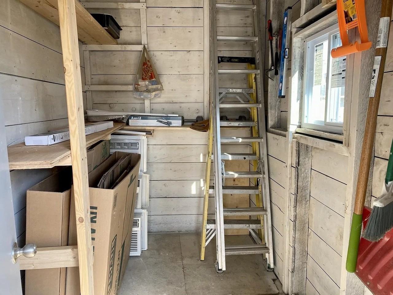 195 Lincoln St #3 - Photo 6 of 18