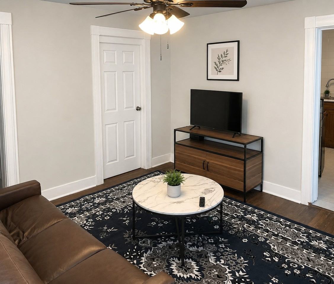 23 Cedar St #2 - Photo 3 of 11