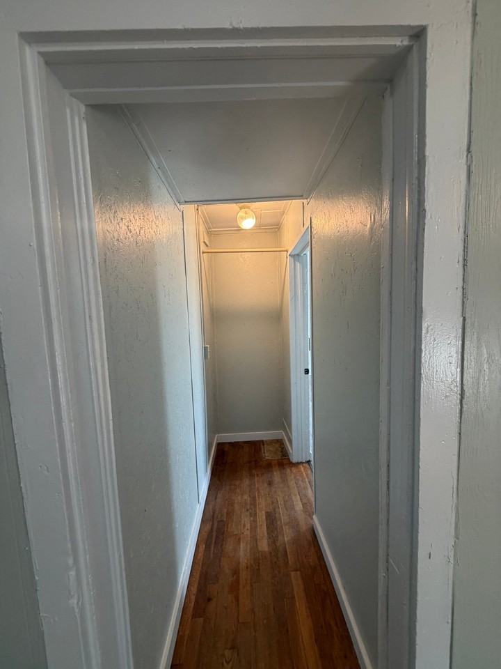 314 N Webb St #B - Photo 4 of 13