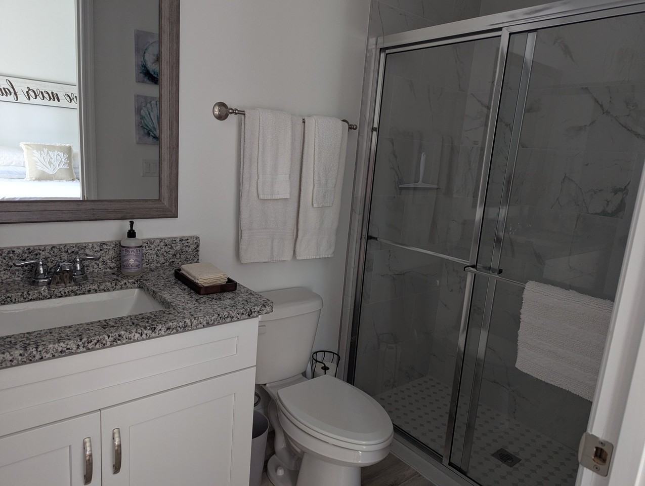 20 Uniontin Ct #B - Photo 4 of 10
