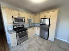 featured image of 469 King St W #3