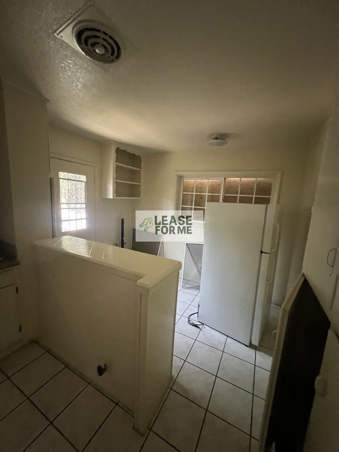 6124 Middleton St - Photo 6 of 37