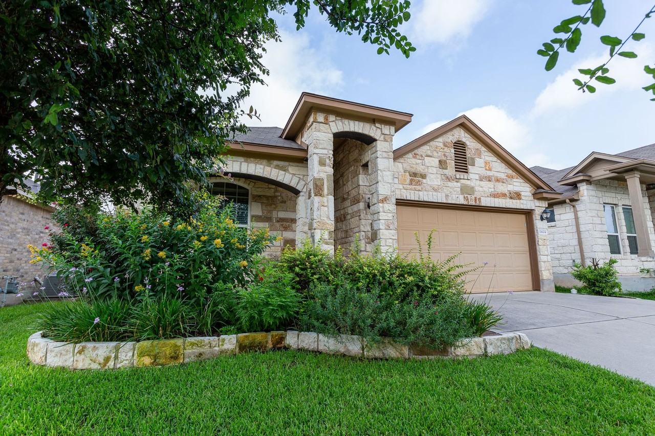 11604 Yeadon Way - Photo 3 of 31