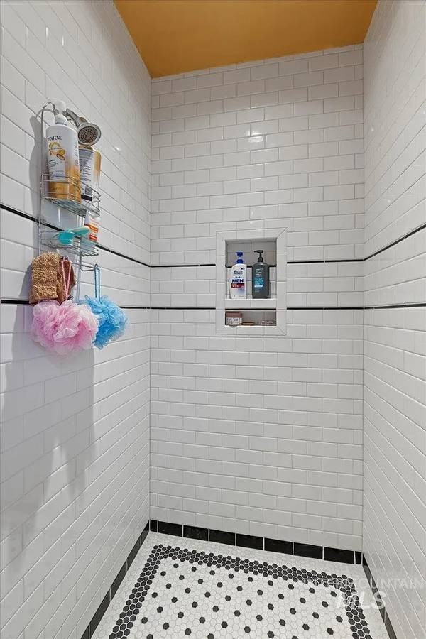 520 S 15th Ave #NA - Photo 6 of 18