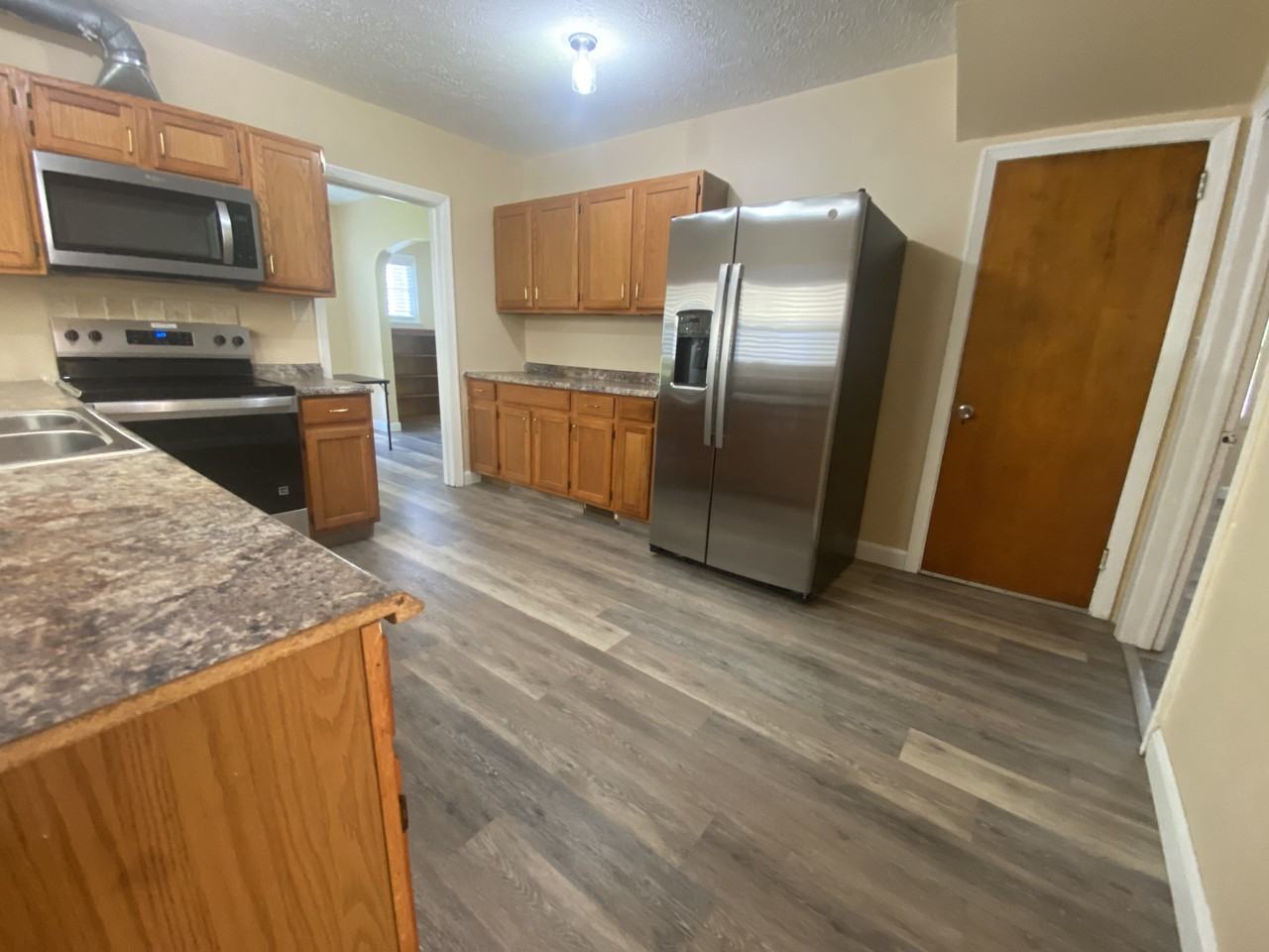 1302 Riddle Ave #NA - Photo 7 of 26