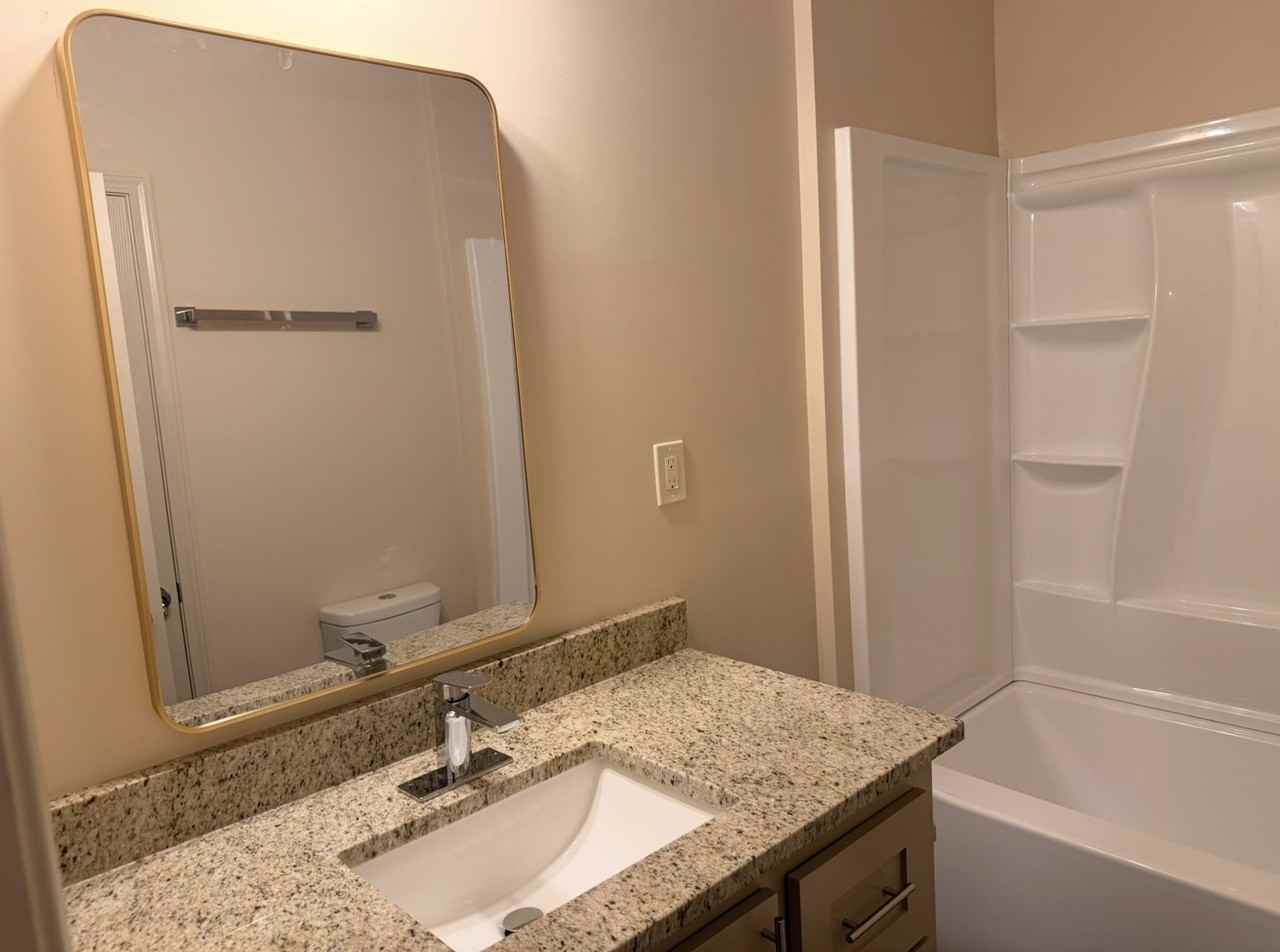 112 Dearborne St #B - Photo 2 of 18