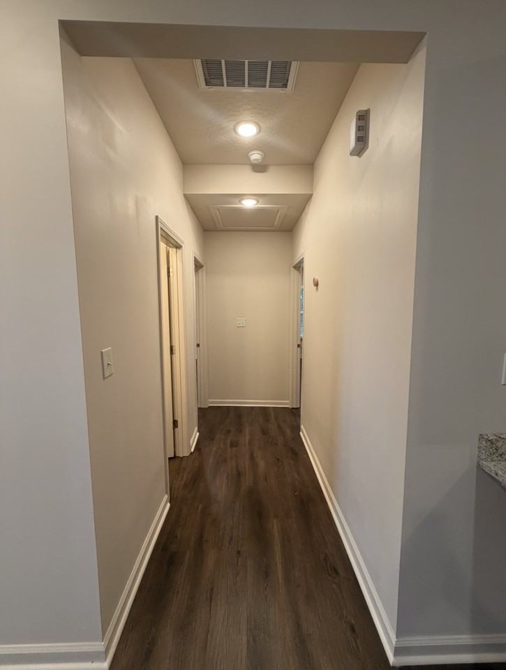 112 Dearborne St #B - Photo 5 of 18