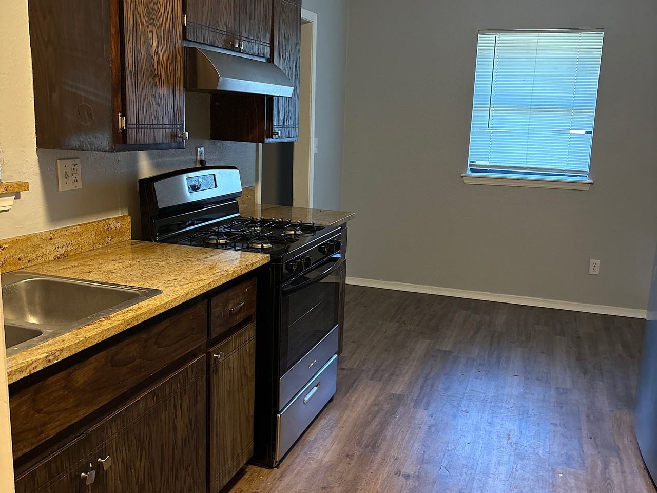 301 W Greenlee St #NA - Photo 3 of 18