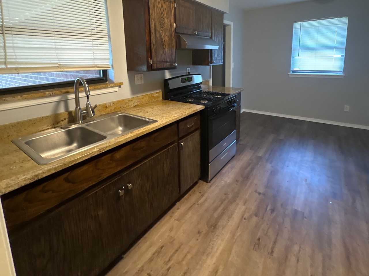 301 W Greenlee St #NA - Photo 4 of 18
