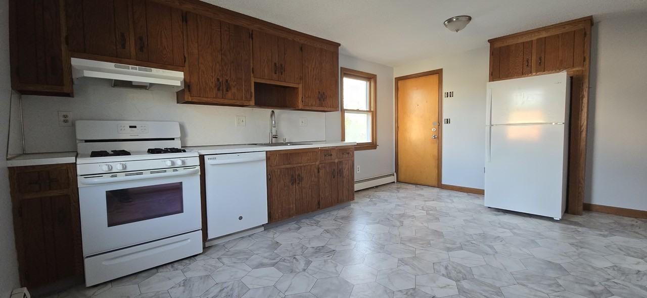44 Holl St #46 - Photo 3 of 10